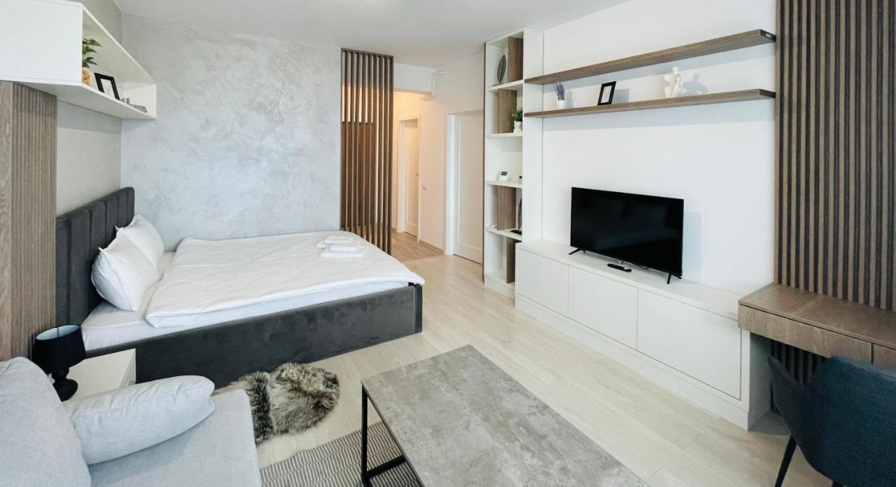 Q Royal Apartment - Palas Center Yaş Dış mekan fotoğraf